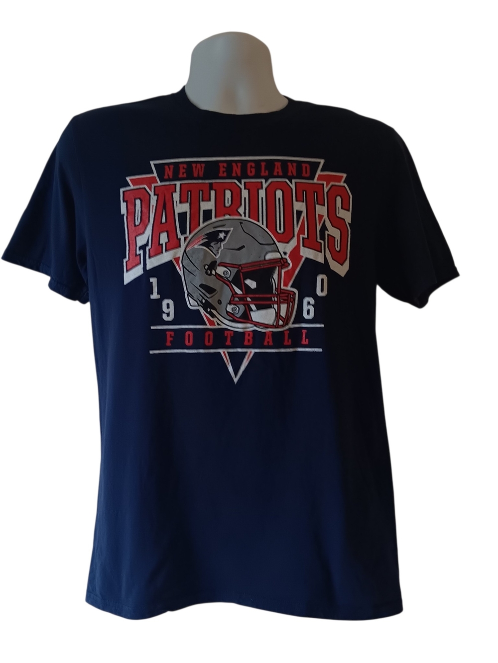 New England Patriots men's navy blue short-sleeve graphic t-shirt size M